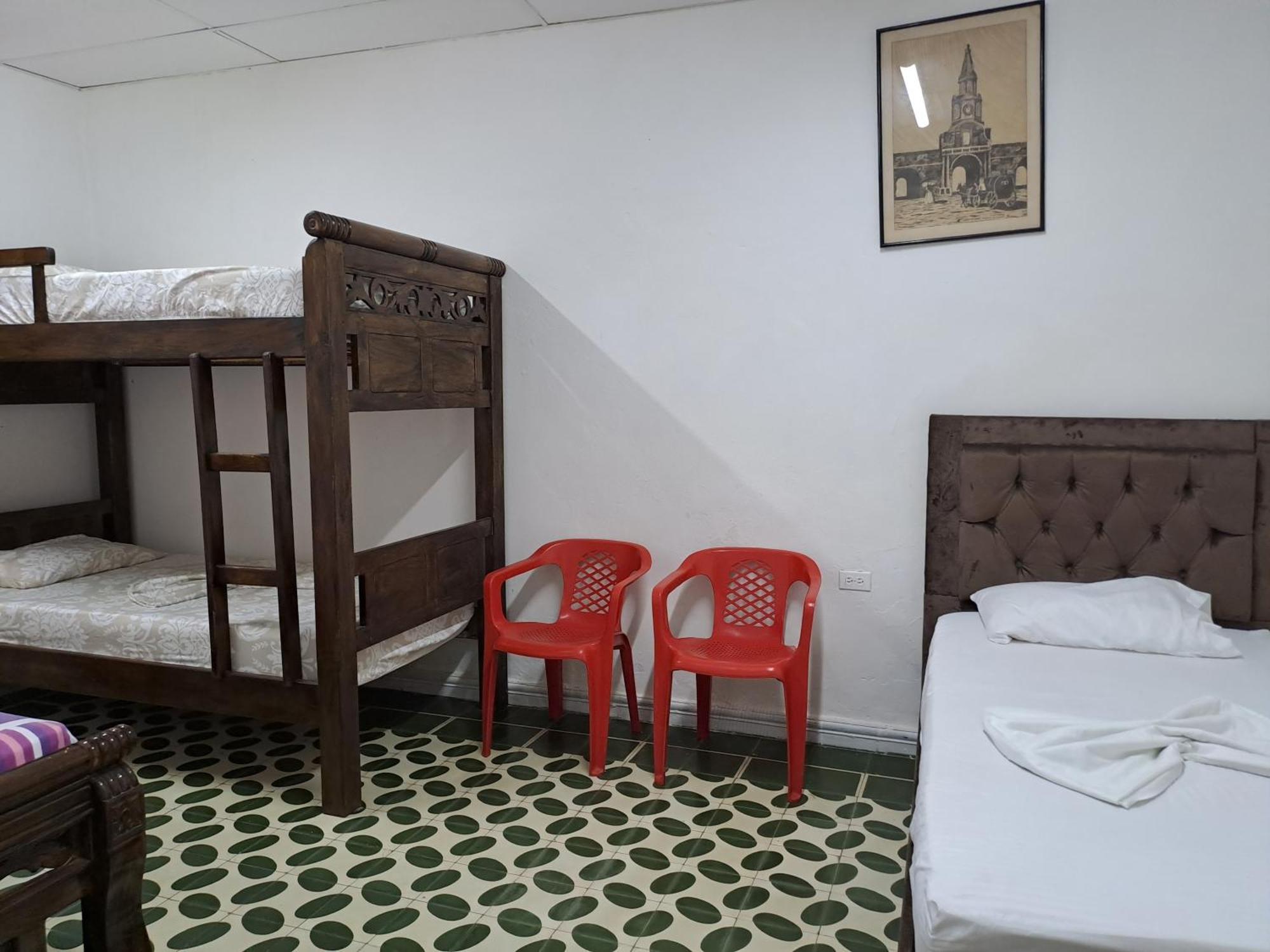 Hostal Casa Lara — Photos 1